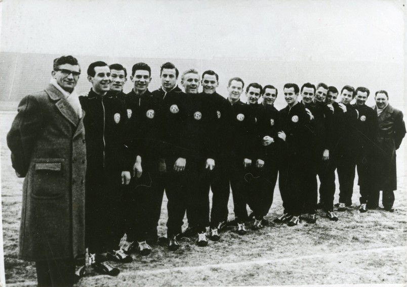 Fortuna Dusseldorf 1895 Fortuna Dusseldorf Trauert Um Rolf Kern