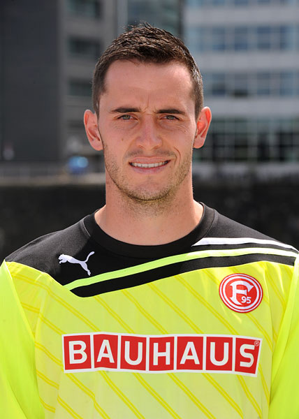 Fortuna Düsseldorf 1895 Markus Krauss unterschreibt Vertrag bei