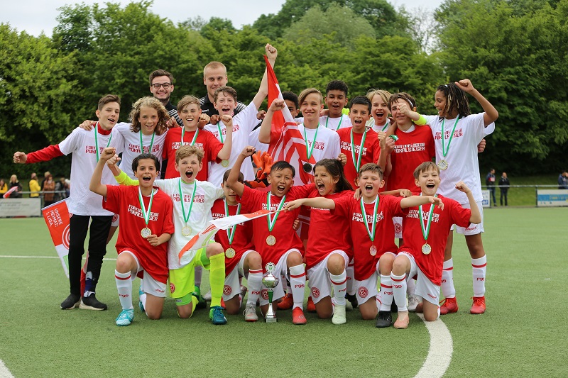 Fortuna Dusseldorf 1895 U13 Gewinnt Den Kreispokal